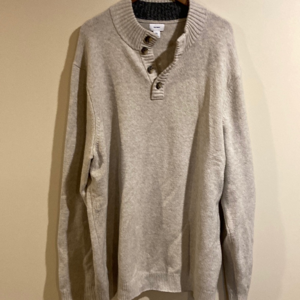 Old Navy Tan Sweater